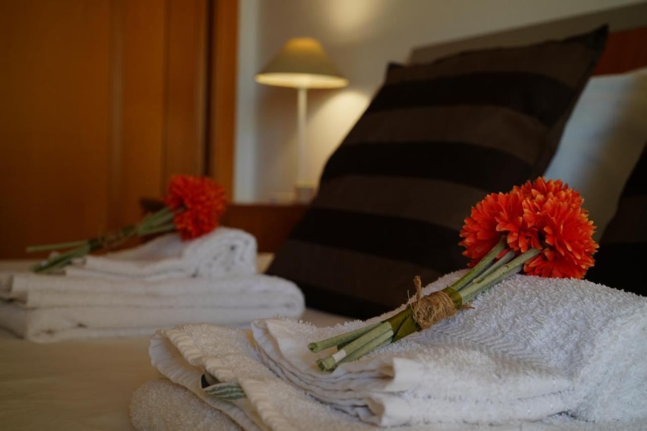 Amazing Lodge By The Ocean - Fully Equipped! Ericeira Esterno foto